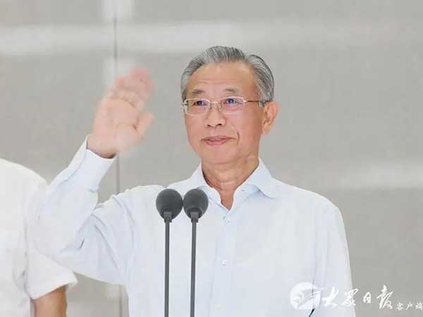 德國凱傲智能叉車和中國重汽智能網聯重卡二期